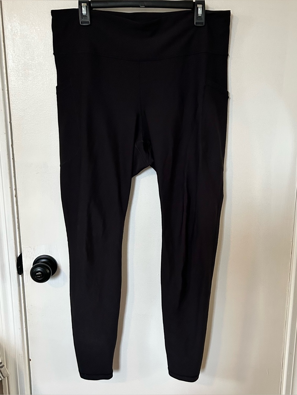 Old Navy Women’s Active Powersoft High Rise Go-Dry Leggings Black Pockets XL